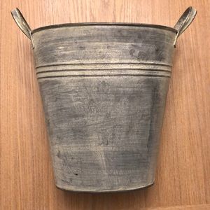 Distressed Bucket